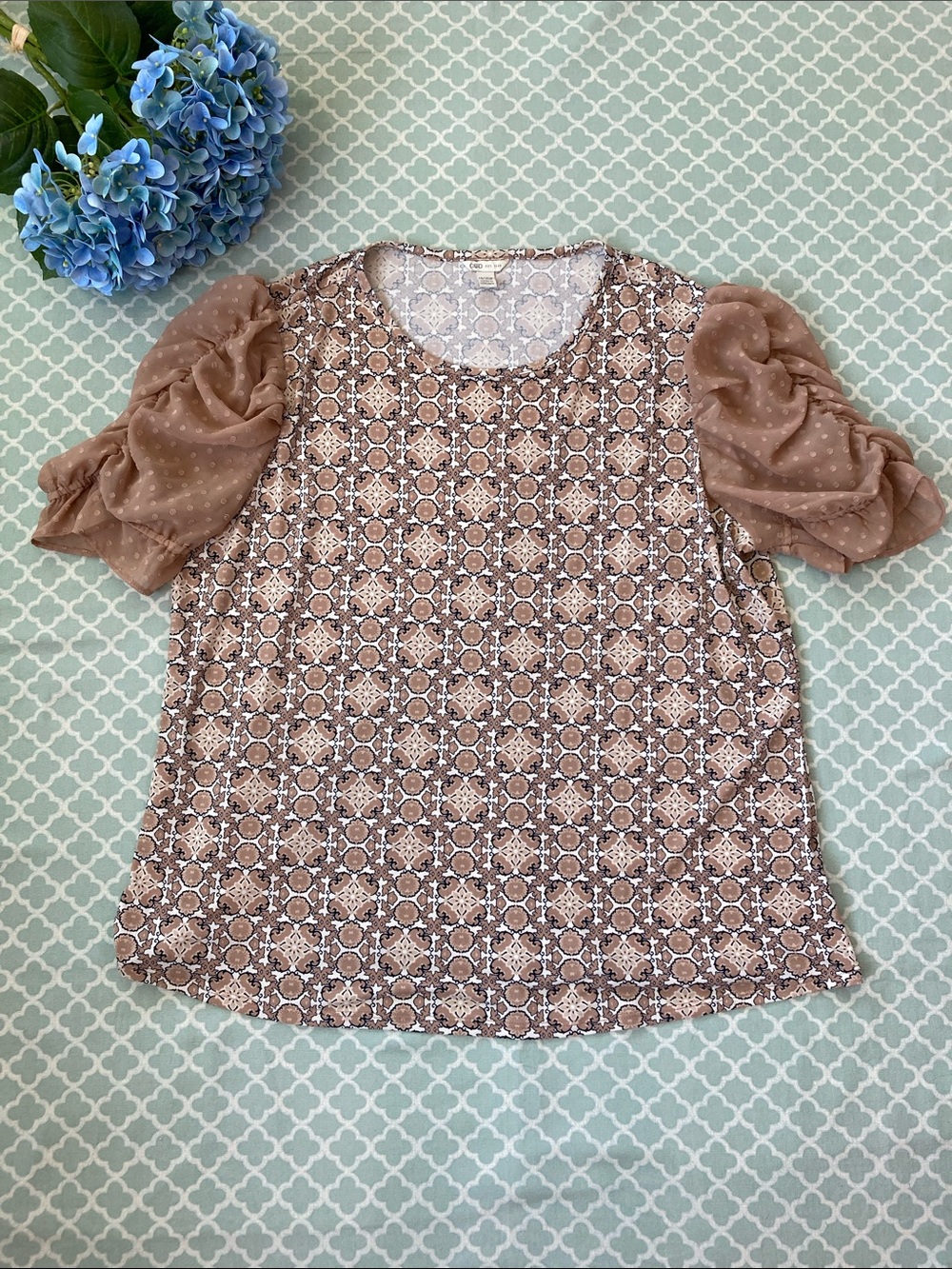 Cato Medallion Print Sheer Puff Sleeve Blouse 14/16 Plus